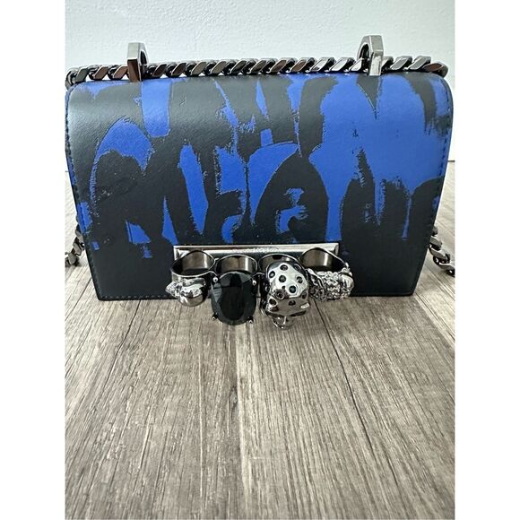 ALEXANDER MCQUEEN GRAFFITI FOUR-RING LEATHER SHOULDER BAG IN BLUE BLACK $2,500 - Picture 2 of 16